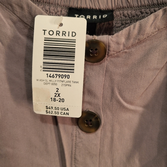 Torrid grey button up cami - Picture 2 of 3